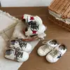 Zapatos para Niños 2026 Primavera Nuevo Modelo Tenis Blancos para Niños Estilo Coreano Color Lavado de Moda Tenis de Estrella para Niños y Niñas