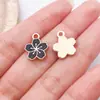 20 Estilos de Flor de Cerezo Negra con Goteo de Aceite Rosa Accesorios para Joyería DIY Aleación Collar Pulsera Colgante Llavero Transfronterizo