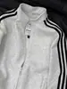 Sudadera cárdigan de retazos con tres rayas retro grises para hombre con cuello mao, top de moda para pareja de primavera y otoño, chaqueta informal