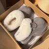 Pantuflas de algodón con suela gruesa para mujer, nuevo estilo 2026, para interior y exterior, otoño e invierno, mullidas y de felpa, cálidas y antideslizantes