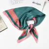 Pañuelo de Seda Satinada, Pañuelo Cuadrado Pequeño Femenino, Elegante Francés de Alta Gama para Vestir Profesional con Pañuelo para Camisa 70x70