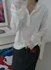 Camisa com Capuz de Renda Estilo Coreano para Proteção Solar Feminina Verão 2026 Algodão Fino com Renda de Flocos de Neve Mangas Longas com Botões Capuz para Mulheres