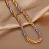 Zhuangshengsheng Joyería al por mayor Estilo Ins Diseño de nicho Collar Versátil para mujer Cadena de cuerda retorcida color galvanizado Conjunto