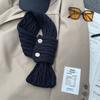 Bufanda pequeña de color sólido para mujer en otoño e invierno Estilo K Versátil Estilo Ins Protección cálida para el cuello Tejida Estudiante Cálida Bufanda de lana