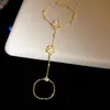 Pulsera de Cierre Redondo Colorida con Circonita Brillante, Pulsera de Lujo Ligero de Alta Gama, Accesorio de Mano Versátil Dulce de Nicho y Personalidad para Mujeres