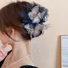 Accesorio para el cabello estilo Hepburn de lunares con una pinza de tiburón grande, diseñado para cabello voluminoso, adecuado para coletas altas, pinza de cangrejo triangular, accesorio para el cabello para mujer