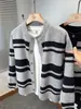 Suéter de punto a rayas retro color block para hombre, moderno para otoño e invierno, estilo casual y relajado, cárdigan holgado para usar en capas