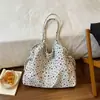 Nova Bolsa de Ombro Único Feminina Bolsa Tote de Lona Estampada Bolsa de Axila Feminina Grande Capacidade Versátil para o Dia a Dia Toque de Luxo Bolsa de Mão Feminina