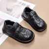 Zapatos de cuero para bebé con suela blanda, zapatos sencillos y elegantes de una sola pieza para niños, zapatos para niños pequeños, zapatos antideslizantes para niñas, zapatos versátiles de estilo británico
