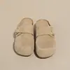 Mules Femininas Birkenstock 2026 Novo Verão Elegante ao Ar Livre Retrô Bico Fechado Slip-On Sapatos Casuais