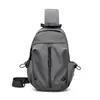 Bolso bandolera sencillo y ligero de nuevo estilo 2026 para hombre, bolso deportivo informal para exteriores, bolso de hombro de gran capacidad para estudiantes.