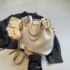 Elegante Bolso Pequeño de Correa Ancha para Mujer 2026 Nuevo de Moda Tendencia Más Vendido Bolso de Hombro Transfronterizo de Moda Bolso Cruzado Tipo Cubo