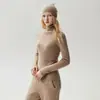 Nova coleção de outono: Suéter feminino 100% cashmere puro, corte slim, com gola franzida, mangas compridas e base de malha.