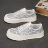 Sapatos Masculinos 2026 Novo Estilo Primavera Estilo Chinês Respiráveis Sapatos Xadrez Cadarço Sapatos Masculinos Baixos Tênis Casuais Masculinos de Lona