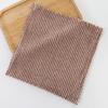Toalha Pequena de Coral Fleece com Listras Verticais em Estoque, Macia e Absorvente, Toalha de Limpeza para Cozinha, Toalha de Mão para Crianças, Listrada no Atacado