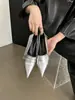 Novos Sapatos Femininos de Outono 2025, Estilo Europeu e Americano da Moda, Lindos Sapatos Femininos de Bico Fino Salto Agulha Baixo