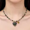 Collar de Cuentas Corazón de Piedra Natural 2025 Nuevo Hecho a Mano de Cuentas Lujo Accesible Cadena para Suéter de Gama Alta Colgante Retro para el Cuello