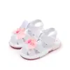 Zapatos de verano nuevos con lazo para bebé de 1 a 3 años, sandalias transpirables para niña, zapatos de llamada antideslizantes de suela suave
