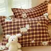 Un par de fundas de almohada de terciopelo de leche engrosadas para otoño e invierno, adecuadas para uso doméstico; fundas de almohada de forro polar de coral, almohadillas para adultos y fundas de almohada (se vende individualmente)