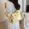 Bolso de mano con lunares para chica, estilo coreano, gran capacidad, versátil, bolso tote, bolso de hombro de moda de nicho