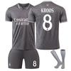 2425 Camiseta del Real Madrid gris traje de fútbol para dos hombres No. 7 Vinicius niños adultos 9 mbape transfronterizo
