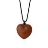 Collar de cuero artificial con diseño de nicho personalizado, cadena de clavícula ligera, joyería de lujo de alta gama para mujer, novedad de 2024