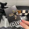 Pin de Flequillo Lateral de Gama Alta Estilo Coreano con un Corazón Femenino, Pinza de Pato de Color Contrastante, Pasador Dopamina Lindo, Pinza para el Cabello Exquisita