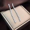 Brincos de Franja de Pérola Exquisitos e Modernos para Senhoras, Brincos Elegantes Elegantes, Luxo Acessível, Brincos Longos de Diamante Flash de Alta Qualidade para Mulheres