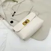 2026 Nueva Moda Otoño e Invierno Bolso Cruzado de Cuero Suave para Mujer de un Solo Hombro, Estilo Sencillo de Moda para Viajar, Elegante Bolso Cuadrado Pequeño
