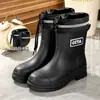 Nuevas botas de lluvia para mujer estilo coreano, engrosadas, resistentes al desgaste, impermeables y antideslizantes, con forro adicional de algodón para mayor calidez, perfectas para otoño e invierno, y con un diseño de media caña a la moda