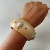 Pulsera de Madera Geométrica Multifacética Estilo Étnico Retro Transfronterizo Yongge Jewelry con Perlas de Imitación Incrustadas Diseñadas
