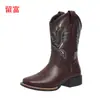Botas de mujer para comercio exterior en stock 2026 otoño e invierno nuevas de comercio exterior europeo y americano con tacón grueso, talla grande, bordadas, de media pantorrilla