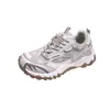 Sapatos Femininos 2026 Verão Novos Estilosos Versáteis Couro e Malha Respiráveis Casuais Tênis para Corrida Sapatos de Pai