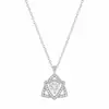 Colar de moissanita banhado a ouro branco para mulheres, simples e elegante, pingente clássico de trevo de quatro folhas, joia de corrente para clavícula, item popular de transmissão ao vivo