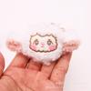 Broche Nuevo Lindo Pequeño de Lana Muñeca Muñeca Afro Sombrero Bufanda Bolsas Accesorios Nube Pequeña DIY