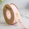 Celebridad de Internet 520 Decoración de Pastel para el Día de San Valentín Pareja Sosteniendo Rosas Vaso Recto Vaso de Mousse de Fresa Bolso