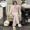 Atacado Veludo da Ilha de Sea com Bojo Pijama Plus Size para Mulheres Primavera Outono Inverno Quente Doce Manga Longa Conjunto de Roupa de Casa