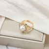 Anillo de Perla Natural de Agua Dulce Casi Redonda de 9 mm Color Edison Electrochapado Conservador de Color Circonia Microincrustada Simple y Elegante