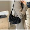 Bolso pequeño con textura de alta gama, bolso de mujer combinable con todo, bolso de mensajero popular, bolso de hombro tipo dumpling de moda, 2024