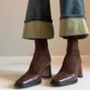Botas elásticas delgadas marrones retro francesas con empalme para mujer con punta cuadrada y cremallera trasera, botas cortas de tacón alto para personas pequeñas, botas calcetín