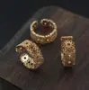 Cor de Cobre Fundido Dourado Conservador de Cor Anel Simples de Margarida Vazado Anel de Dedo de Crisântemo Acessórios de Joia Antiga Estilo Étnico Retrô