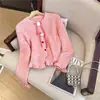 Cardigan de Punto Dulce Estilo Celebridad Coreana para Mujer Otoño e Invierno Nuevo Diseño Borde de Oreja Botón de Corazón Suéter
