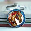 Chaveiro Retro Colorido com Padrão de Cavalo Convexo de Liga de Zinco para Chaves de Carro Bolsa Pingente Chaveiro
