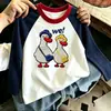 Camiseta de Algodão Puro Manga Longa para Meninas 2026 Primavera/Outono Novo Estilo Cor Bebê Color Block Camada Base Infantil Top Elegante Versátil Gola Redonda