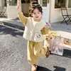 Conjunto de Otoño e Invierno para Niñas 2026 Nuevo Elegante de Moda Chaleco de Lana de Cordero para Bebé Ropa de Invierno para Niños Conjunto de Tres Piezas
