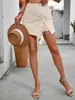 Saia Curta Off-White Inspirada em Férias Estilo Francês com Cordão e Franjas para Mulheres, Cintura Alta, Saia Evasê Elegante e Etérea, Disponível para Dropshipping