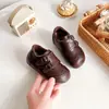 Mocasines Infantiles 2026 Primavera Estilo Británico Zapatos Individuales Retro para Niños Brogue Tallado Zapatos de Princesa para Niñas