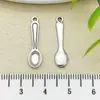 10 Mini Utensílios de Cozinha Artificiais Antigos de Prata Série Facas, Garfos, Colheres, Panelas e Tigelas, Pingentes de Liga de Zinco, Acessórios para Joias DIY