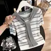 2026 Verano Nuevo Top Chal Rayado Holgado Elegante para Mujer Popular Bonito Único Atractivo Camiseta de Manga Corta