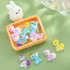 Accesorios acrílicos de pony coloridos tridimensionales de dibujos animados para diversión manual de bricolaje, decoraciones para pendientes, pinzas para el pelo y materiales para fundas de teléfono